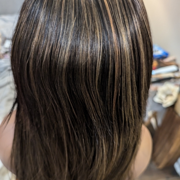 Human hairs ash DM IF U WANT THIS WIG MADE. - Picture 6 of 9